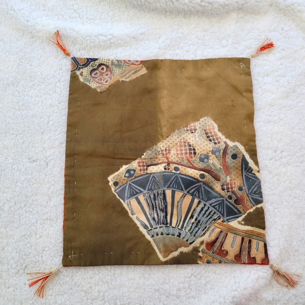 Vintage Silk Kimono Fabric Reverses to  Shibori Fabric Decoration 14" x 15"